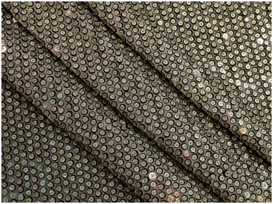 Ткань с двойными блестками золотого 0.5 и черного цвета 0.6 см на сетке