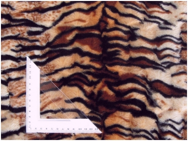 Dirbtinis kailis ilgo plauko tigro kailio rašto