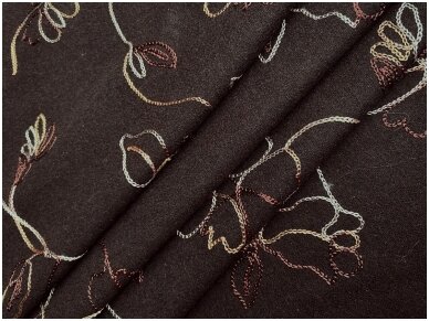 Šilko siūlais siuvinėtas kostiuminis audinys su vilna rudas