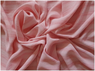 Tekstilinis audinys švelniai rožinės spalvos, dryžuotas